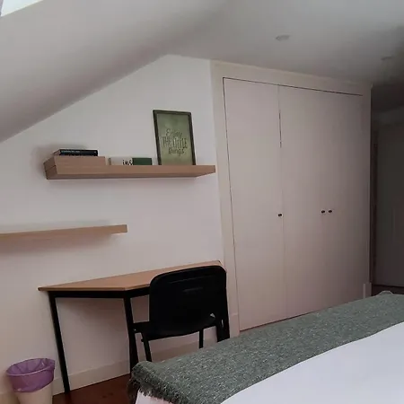 Triplo Com Wc Privativo No Coracao Do Chiado Quarto em Acomodações Particulares *